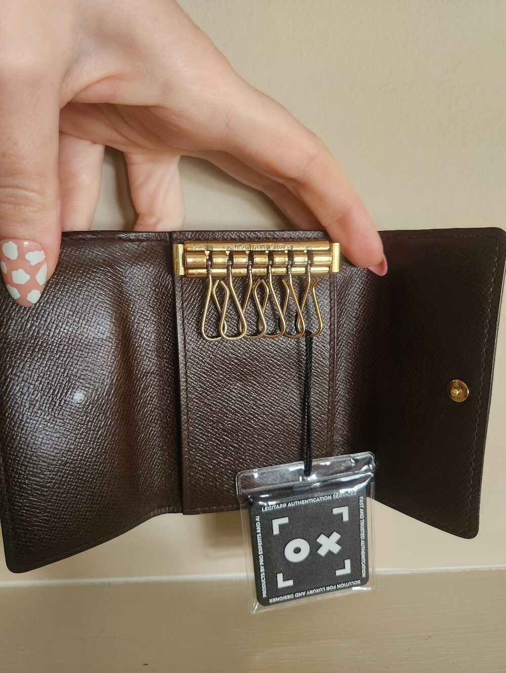 Louis Vuitton Damier Ebene 6 Key Holder With Certificate Of Authenticity - Picture 3 of 12